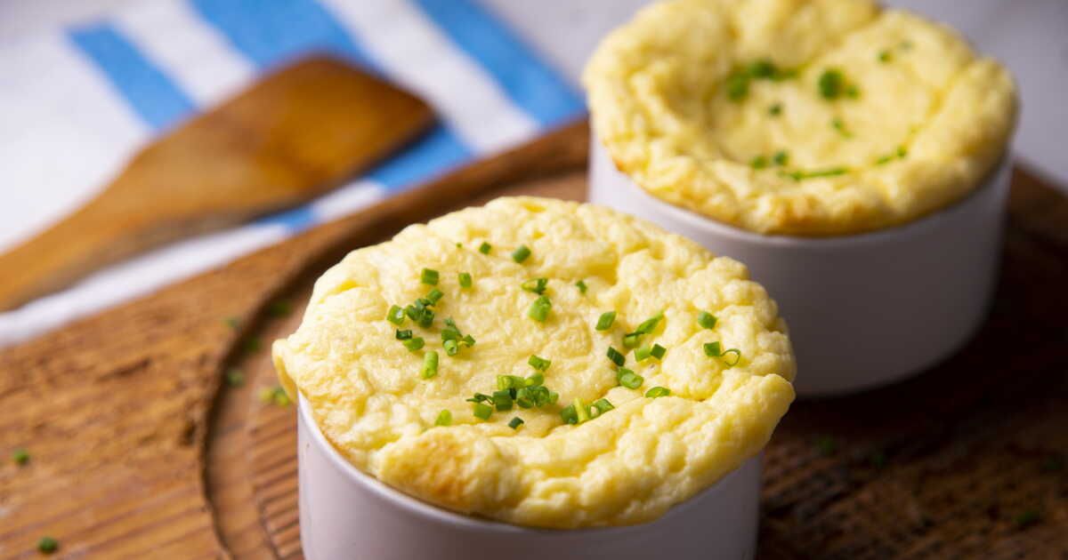 La magie du soufflé au fromage : le secret de Mamie révélé