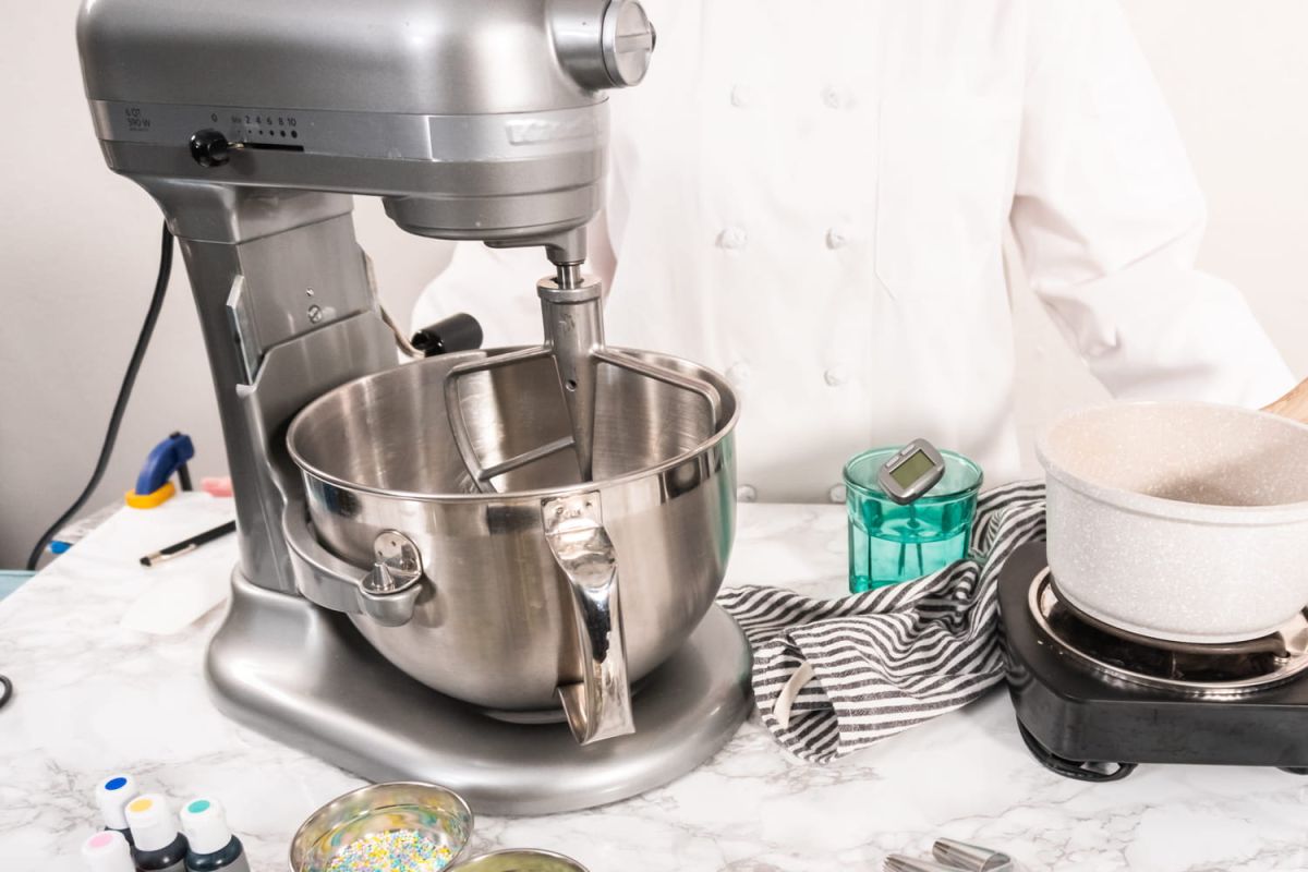 La feuille du robot pâtissier : un accessoire essentiel