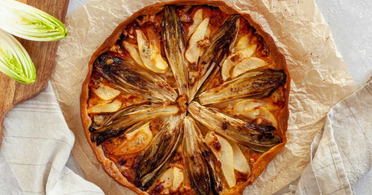 Une tarte tatin d’endives surprenante et savoureuse