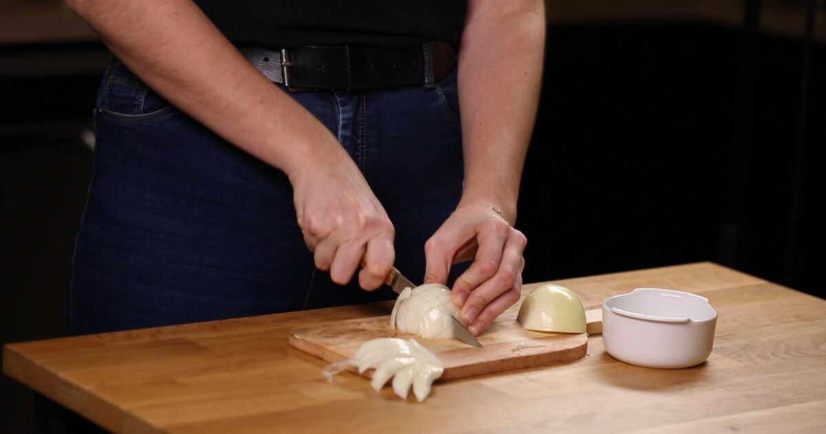 Les secrets du micro-ondes : 4 astuces inédites pour votre cuisine