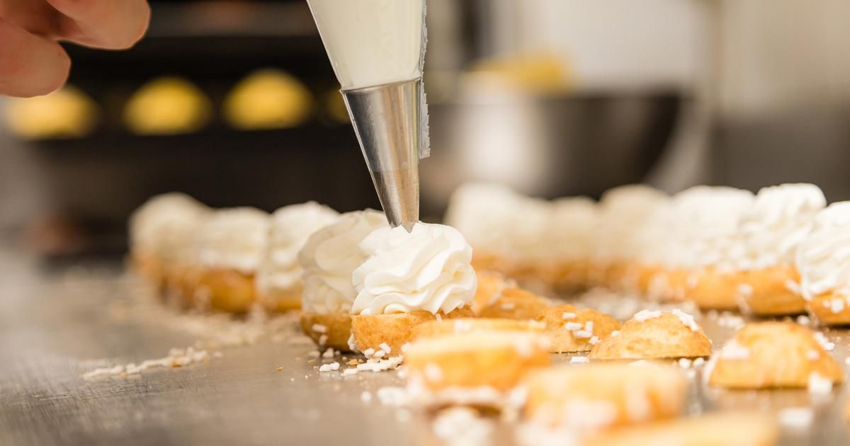 Dans les coulisses de la pâtisserie : secrets de création révélés