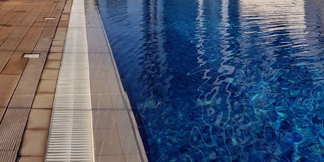 Piscine en inox : un choix élégant et durable