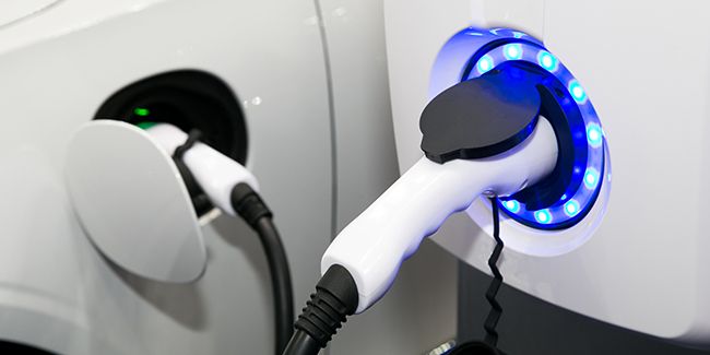 Choisir la bonne borne de recharge : intérieur ou extérieur ?