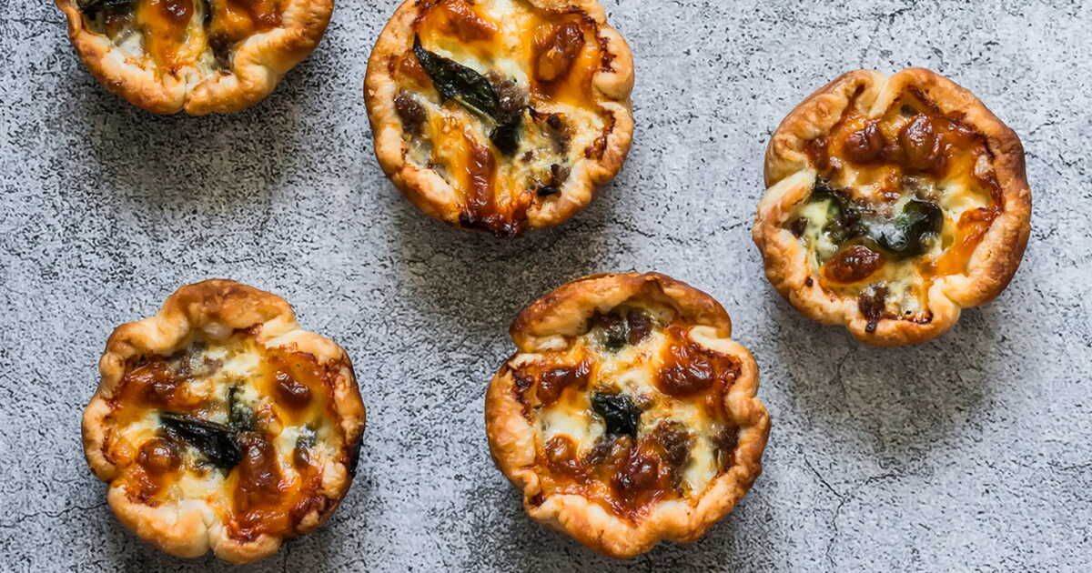 Savourez des minis pains au chorizo et comté pour un apéro express réussi