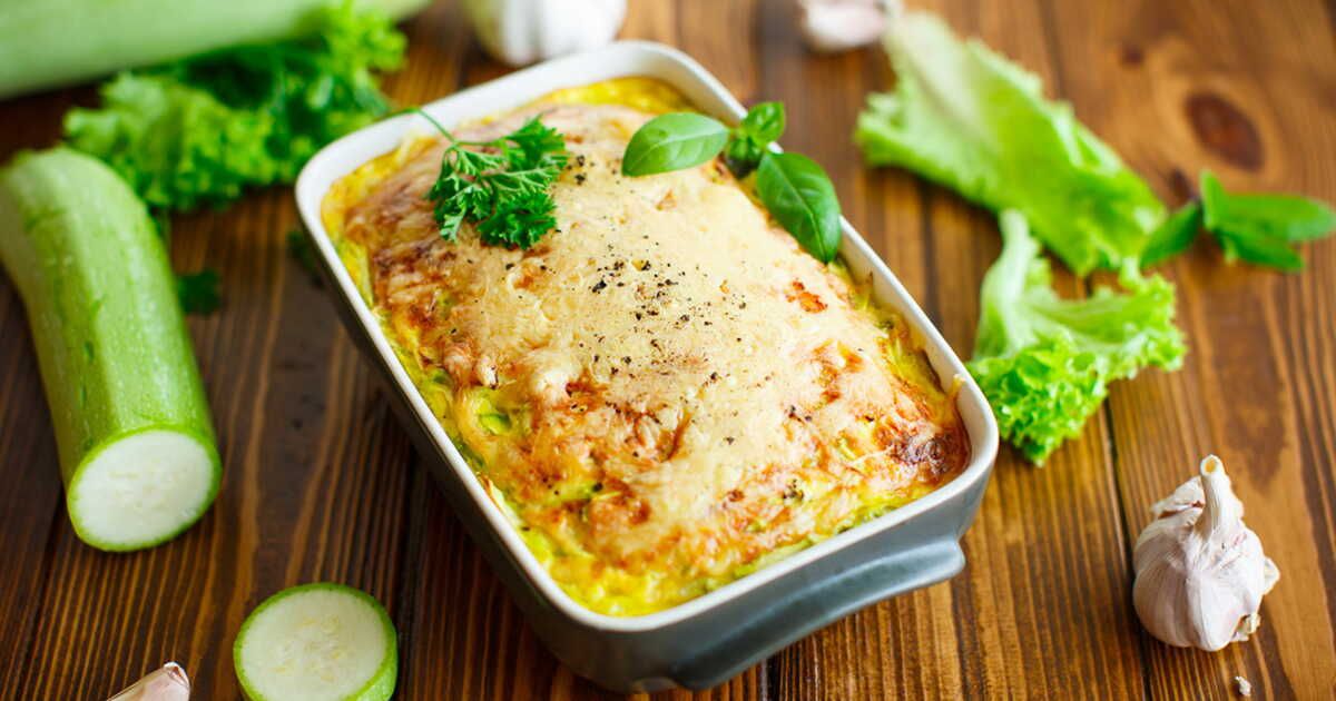 Gâteau de courgettes au parmesan et basilic : la recette parfaite pour un dîner express en famille