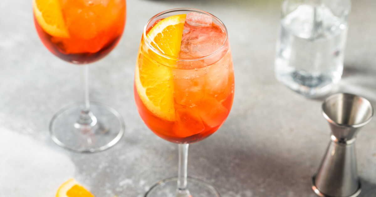 La recette estivale qui va révolutionner vos apéros : des glaçons à l'Aperol