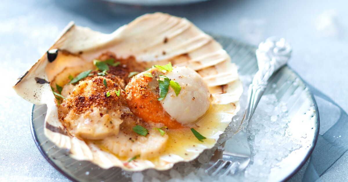 Délicieuses saint-jacques à la nantaise : un voyage culinaire en bord de Loire