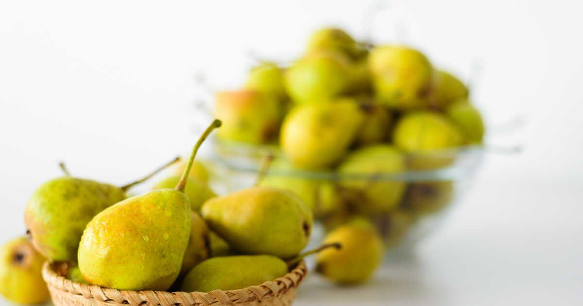 Une charlotte au chocolat et poires pour éblouir vos invités