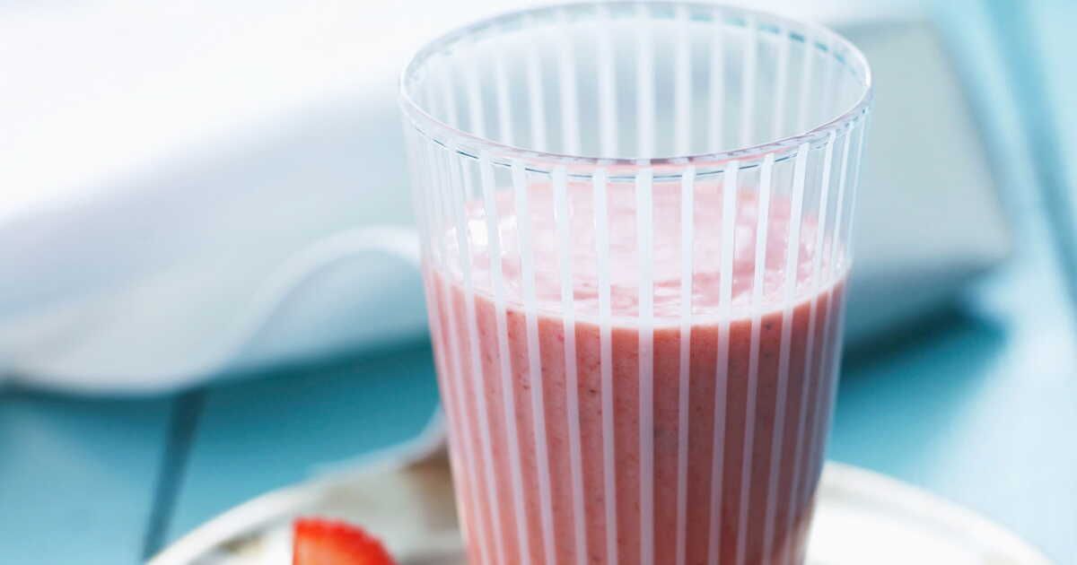 Smoothie pur fruit fraise-banane