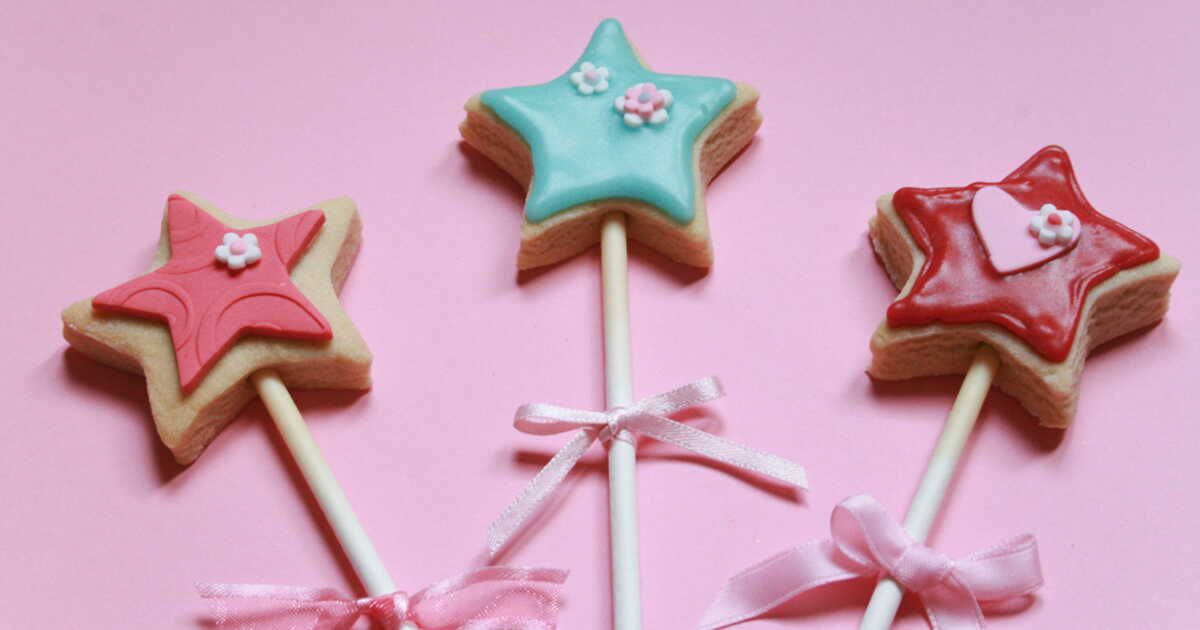 Sucettes sablées : un délice coloré à découvrir !