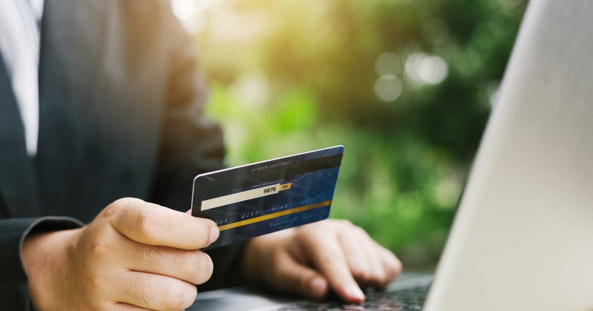 Les e-cartes bleues : votre allié pour des achats en ligne sécurisés