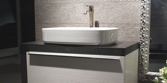À quelle hauteur installer votre vasque ou lavabo pour le confort optimal ?