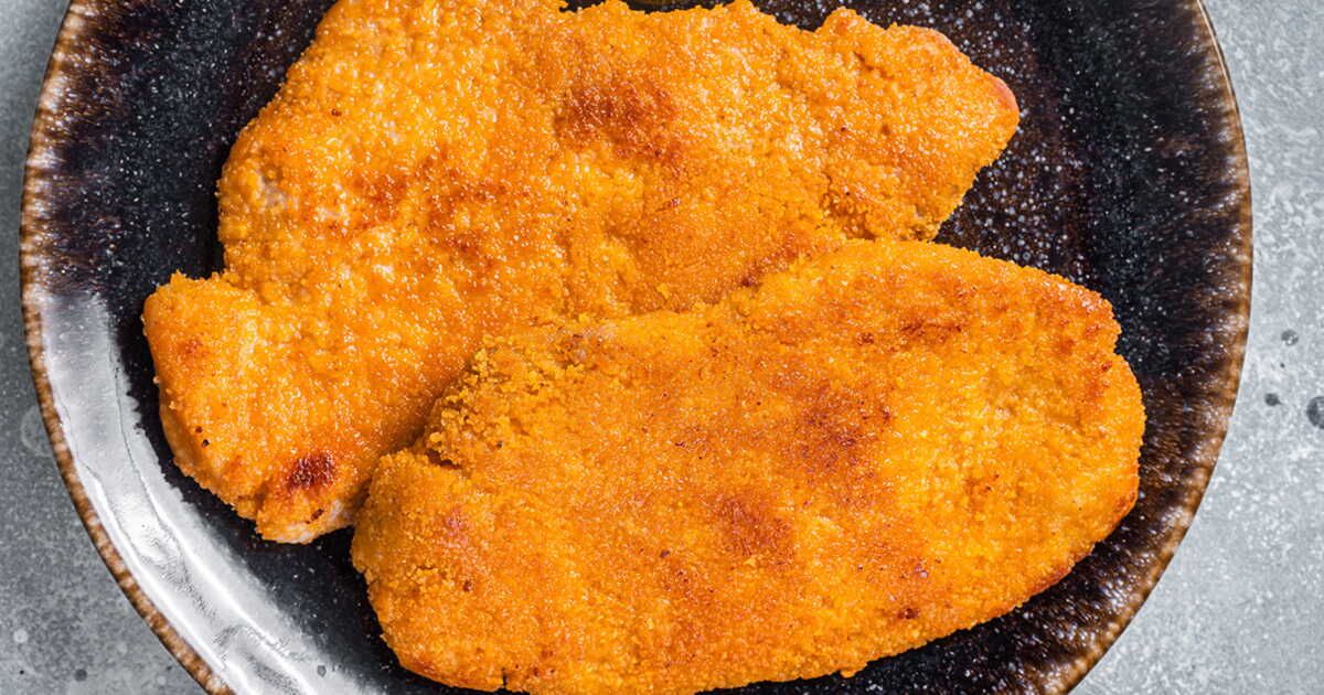 Découvrez les escalopes de poulet panées au parmesan, un délice ultra simple à réaliser