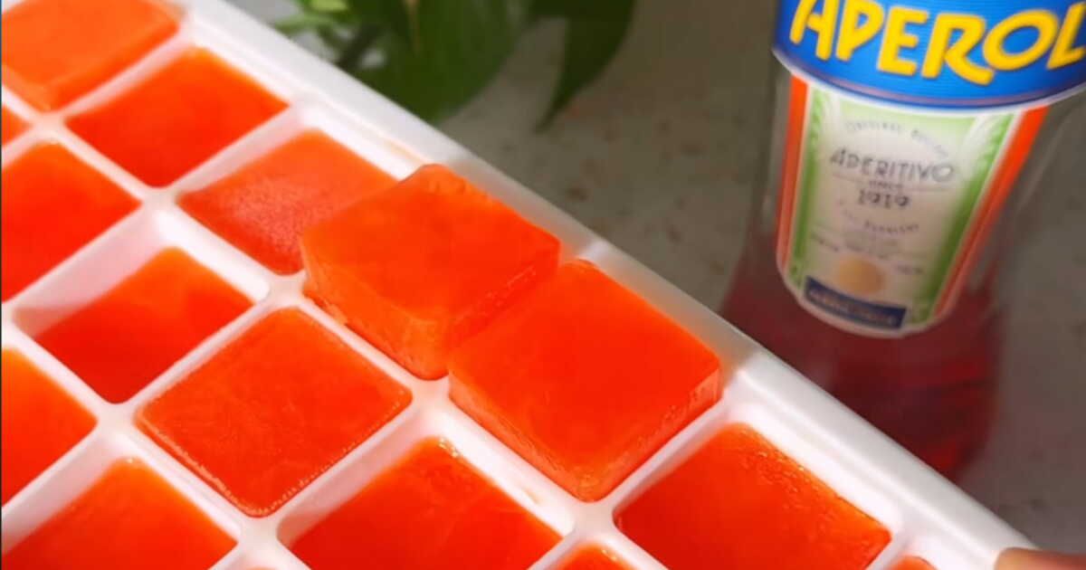 L'astuce estivale : le glaçon Aperol qui va révolutionner vos Spritz en terrasse