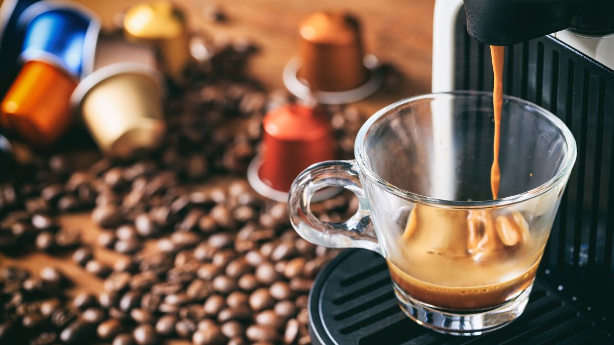 Maintenez votre machine à café dosettes en pleine forme : astuces pour éviter les pannes